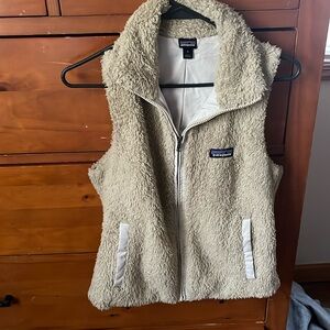 Patagonia size small vest